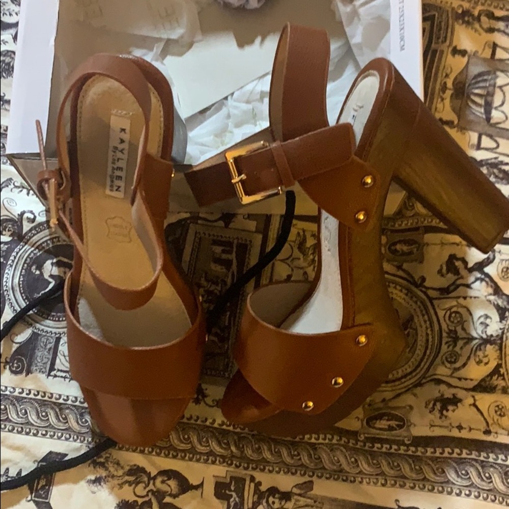 💚5 got $20 Kayleen heals new with box.